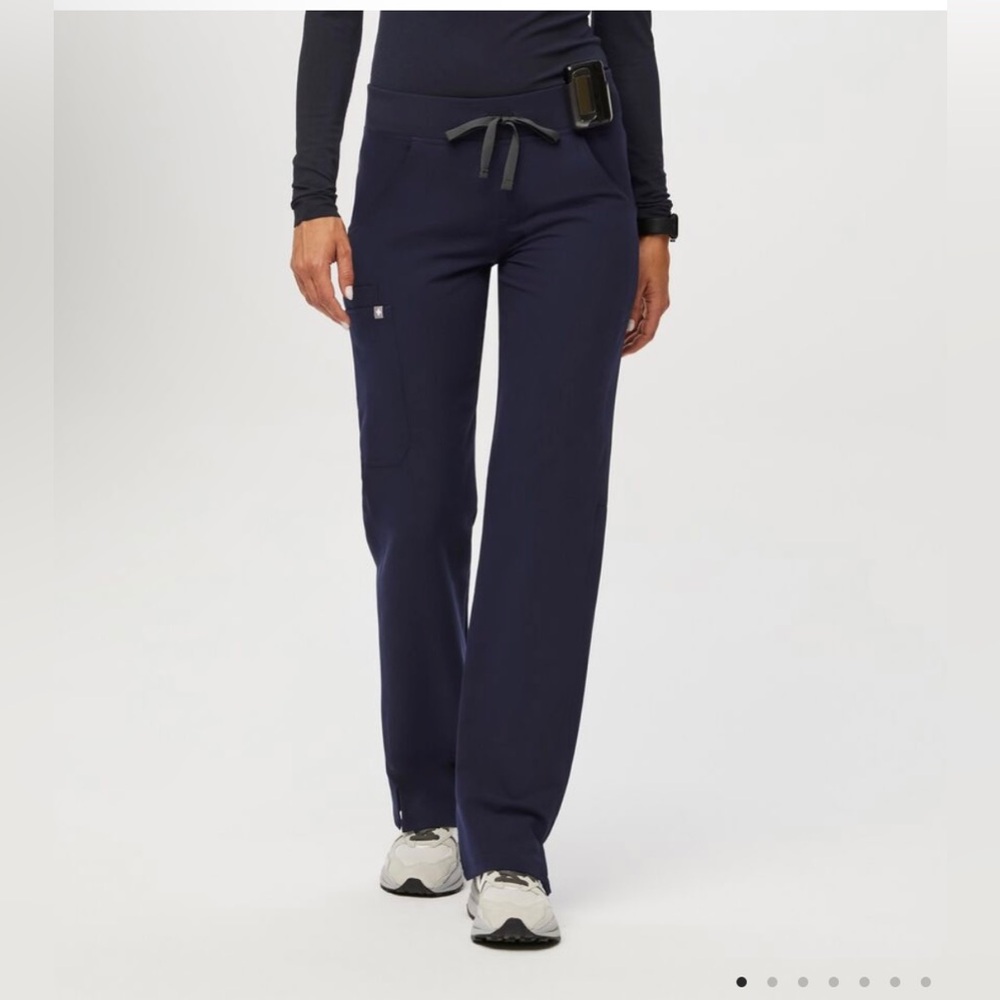 Navy Kade Figs scrub bottoms